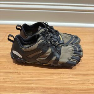 Vibram FiveFingers V-Trail 2.0 Trail Running Barefoot Shoes Mens US 10.5-11 EU45